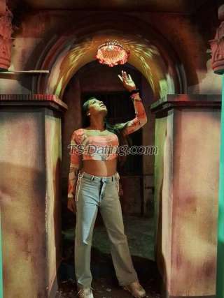 trans girl Mayeshasen 8748033