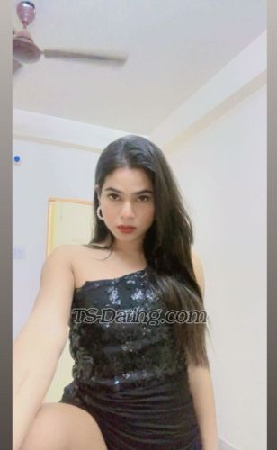 trans girl MayraRoy 5931171