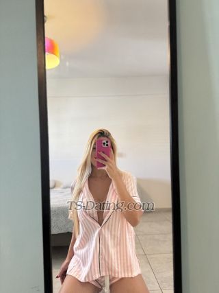 trans girl MeaGonzales 1857903 trans girl MeaGonzales 1857903