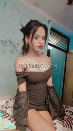 trans girl MehakTs 7995590