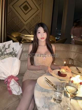 trans girl Meileys 1287555