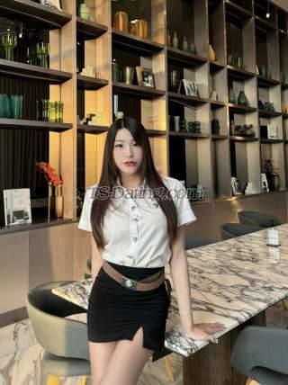 trans girl Meileys 6798636