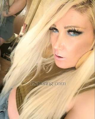 trans girl Melisayla 8941379