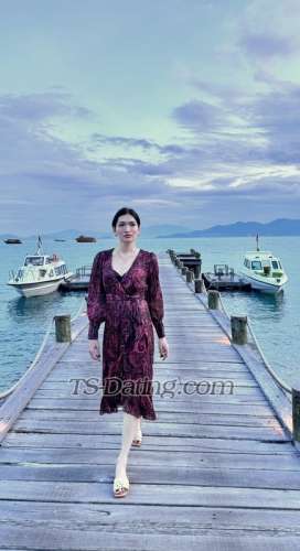 trans girl Meo2000 2203790