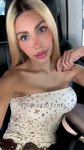 trans girl Miakhaliff 6062428