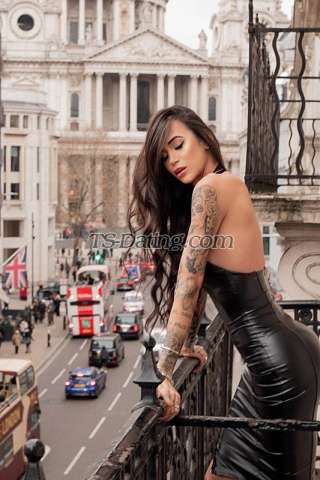 trans girl Mickaela 0720473