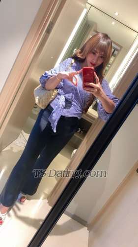 trans girl Mikeylashem 2246525