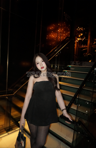 trans girl Milkybabe 7001582