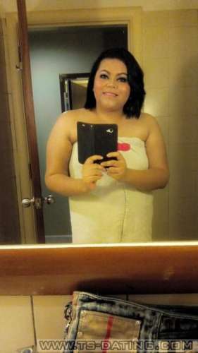 trans girl MinMoluccas 7904568