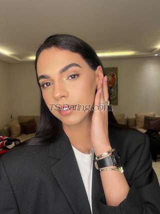 trans girl MissMoan 4051556 trans girl MissMoan 4051556