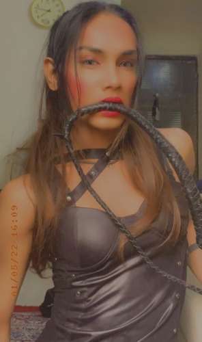 trans girl NairaShaikh 1380537