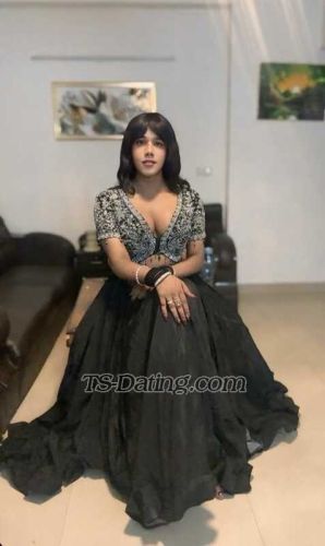 trans girl Mistressmahi 5281808