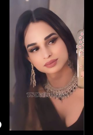 trans girl Mistripti 8661035