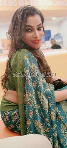 trans girl Mithra 0004458