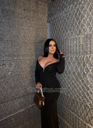 trans girl MoanaManee 9095511