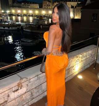 trans girl ModelHayley 3715327