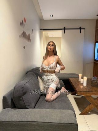 trans girl Mollytrans girl 8257177