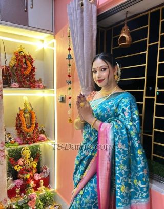 trans girl MonikaRoy 2232403