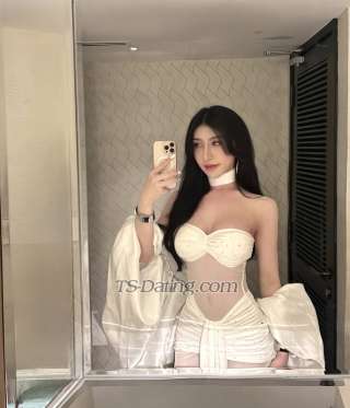 trans girl Monla99 9496910