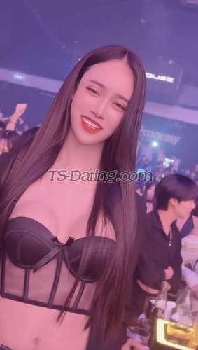 trans girl Mookmuay1 3895941