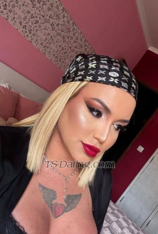 trans girl Myoliver 7891099