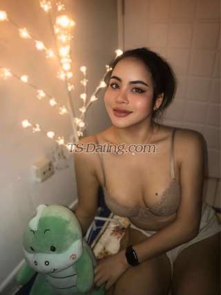 trans girl magiczircon 8619720