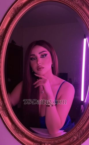 trans girl melli 9809241