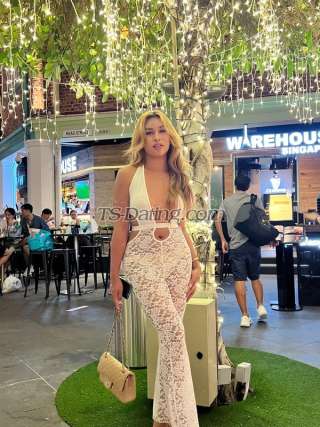 trans girl meowdanicat 1377564