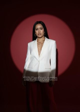 trans girl meowdanicat 8723687