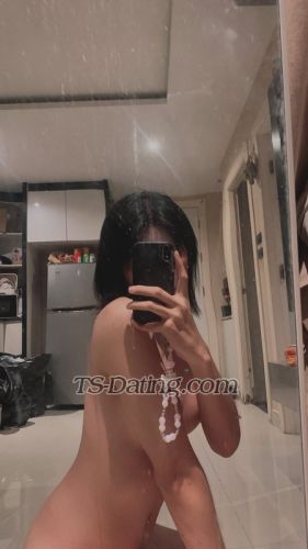 trans girl mewmntt 3894850