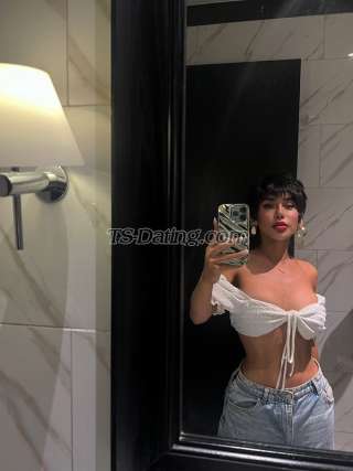 trans girl miarose1409 2142786