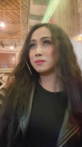 trans girl NESnowy 0485223