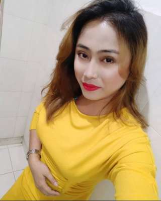 trans girl NESnowy 1741125