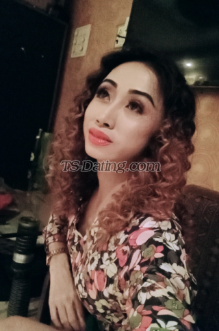 trans girl NESnowy 2650014