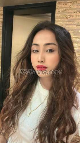 trans girl NESnowy 3075760