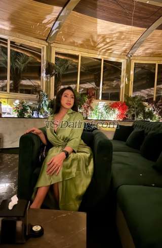 trans girl NESnowy 9589801