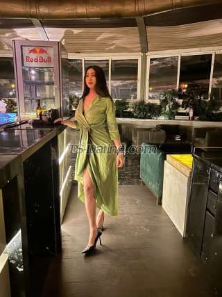 trans girl NESnowy 9589872