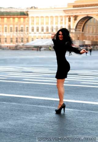 trans girl NIKKIFORSEX 0830118