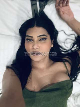 trans girl Nainna 5863747