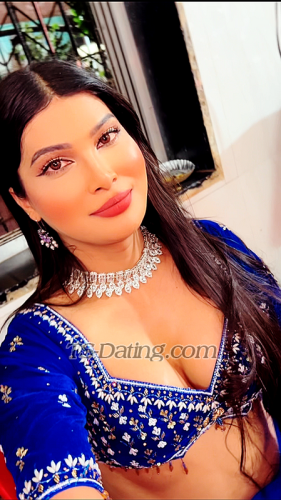 trans girl Nainna 9832959