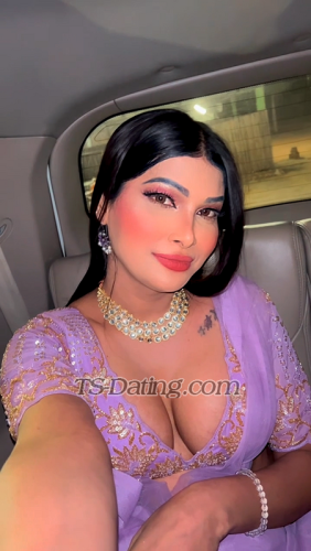 trans girl Nainna 9833900