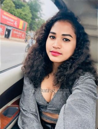 trans girl Nakshareddy 4667916