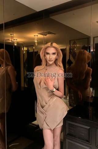 trans girl Nalinchat 0625908