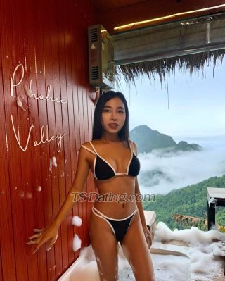 trans girl Namwan 0200139