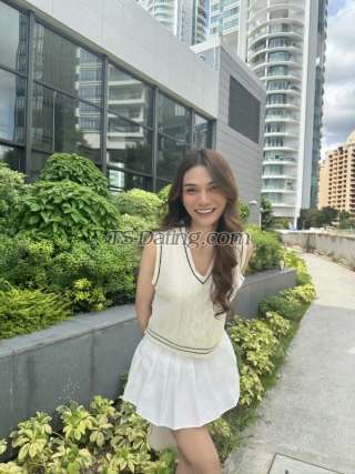 trans girl Nantakan 1585894