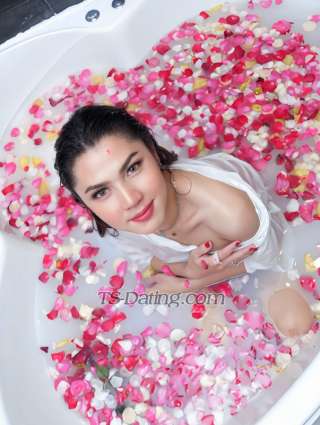 trans girl NaomiNaomi 1058168