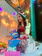 Nasha singh Bangalore Transex Hola chicos, Nasha (también conocida como Radhika), una hermosa chica trans delgada y VERSÁTIL, está aquí para cumplir sus fantasías eróticas. Me encanta crear vínculos y hacer que mis clientes se sientan cómodos. Esto no significa que esté abierta a amistades o relaciones amorosas. Pasadores de tiempo y coleccionistas de fotos, consigan una vida. Servicios que ofrezco a mis queridos clientes: - DFK, Oral, Anal, lluvia dorada, otras solicitudes especiales siempre se respetan. No estricto al sexo inseguro. Los primerizos siempre son bienvenidos. Es mi deber hacer que tu primera experiencia sea memorable. También tengo una gran colección de vestidos sexys para satisfacer tus solicitudes especiales. Lugares/Ciudades:- Calcuta/Delhi/Banglore/Mumbai/Hyderabad Suelo viajar entre ciudades, así que avísame antes de hacer planes. En Delhi, vivo en el sur de Delhi, cerca de South Ex. Habitación privada con aire acondicionado en una buena ubicación. Mis estadísticas corporales:- Altura - 5'7 pulgadas Peso.-. 50kgs Pechos. -34. (Pechos de silicona de buena forma) Dick. - 7,3 pulgadas (sí lo es) Tipo de cuerpo: delgado y sexy Cabello. Muy largo aquí (liso y negro) Modos de servicio:- Disponible tanto para incall como para outcall. Es imprescindible el pago por adelantado en caso de salidas. Me encanta hacer sesiones en línea que incluyen chat de sexo, sexo telefónico y videollamada.