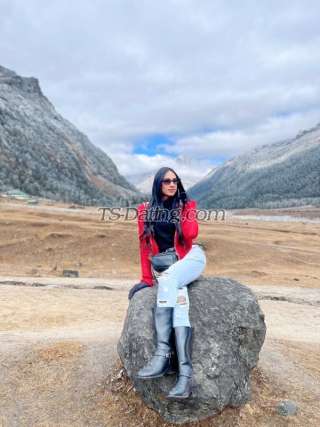 trans girl Nashasingh 9104137