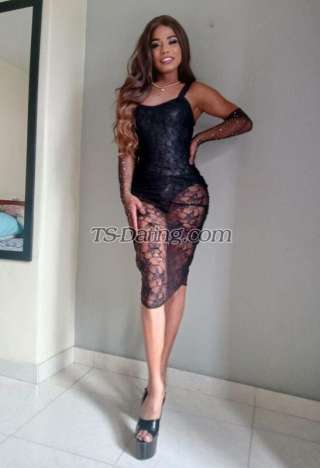 trans girl Natymorena 8302180