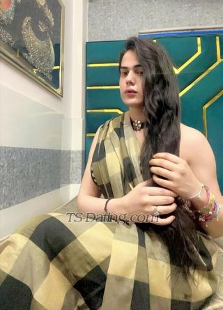 trans girl NauraKhan 5055801